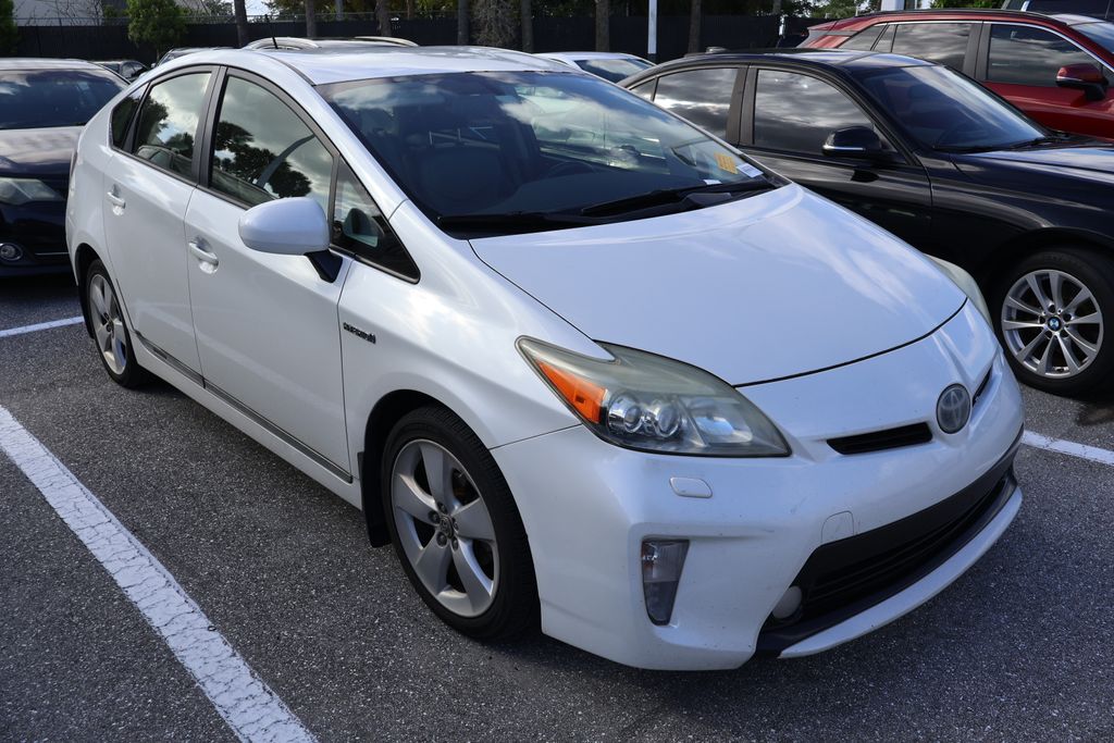 Thumbnail: 2015 Toyota Prius - 6