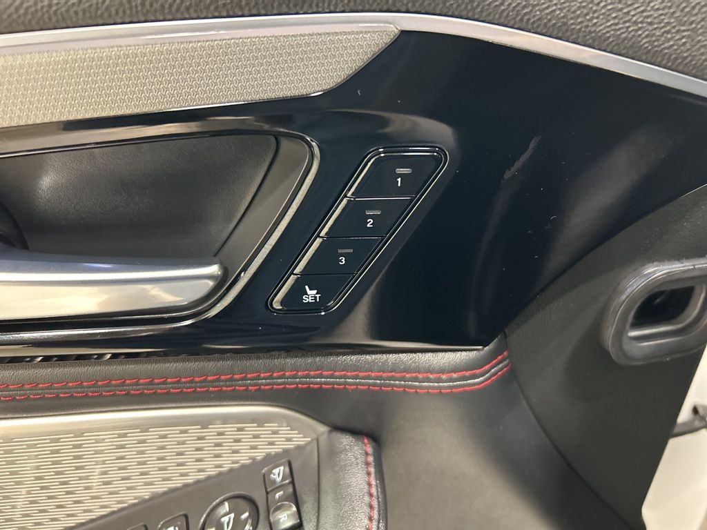 used 2024 Acura MDX car, priced at $39,961