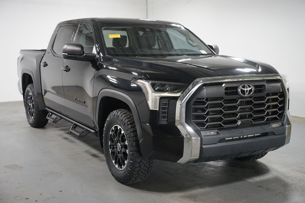 Thumbnail: 2023 Toyota Tundra - 3