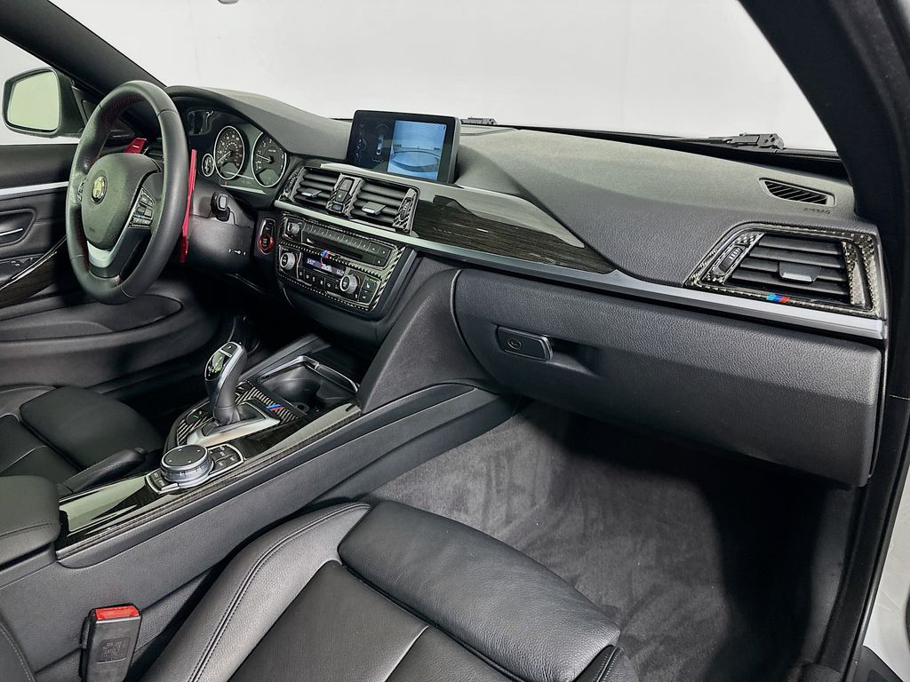 Thumbnail: 2017 BMW 4 Series - 30