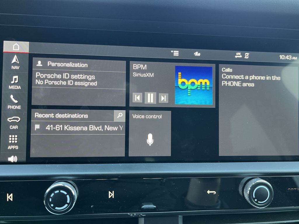 Thumbnail: 2024 Porsche Macan - 16