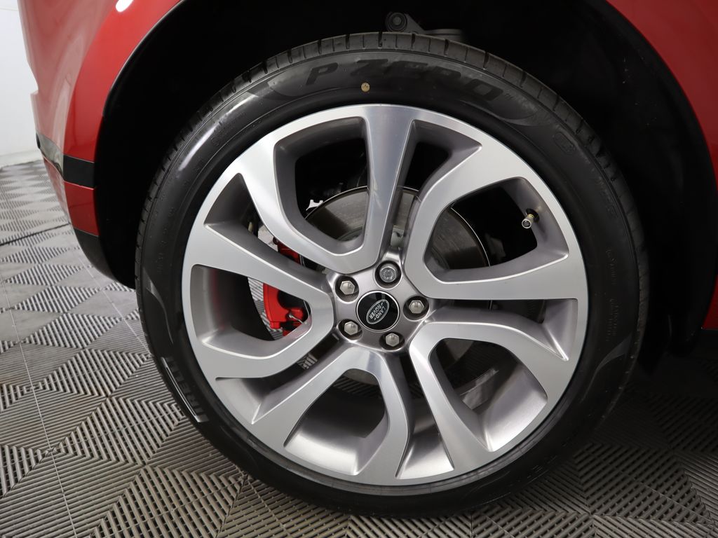 Thumbnail: 2023 Land Rover Range Rover Evoque - 32