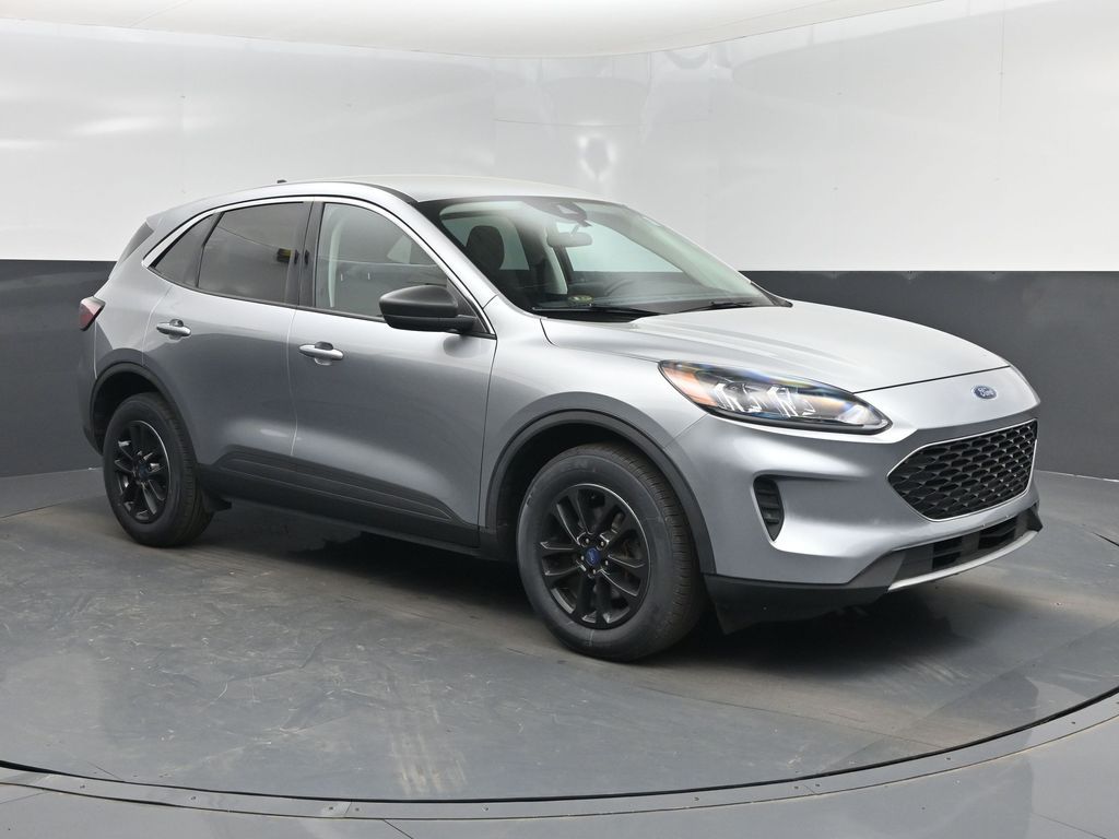 Silver Metallic 2022 Ford Escape SE AWD SUV / Crossover All-Wheel Drive 8-Speed Automatic