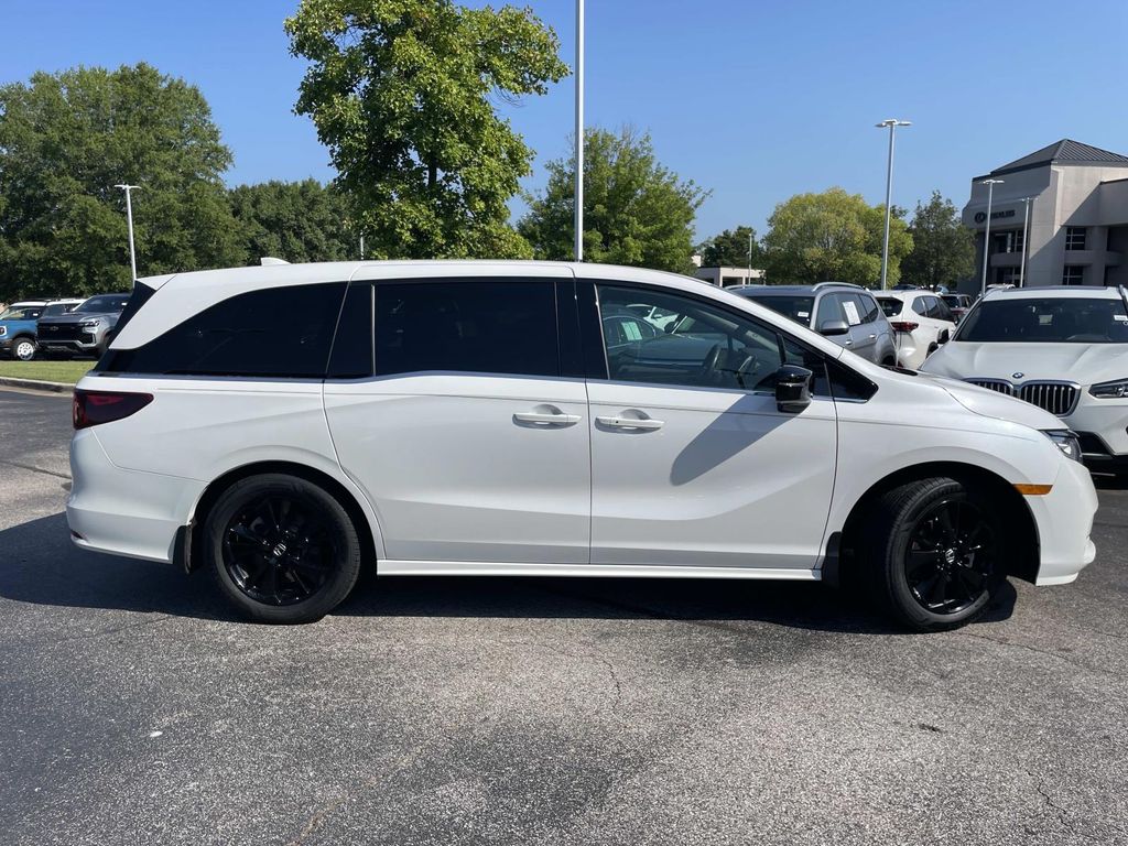 Used 2024 Honda Odyssey Van