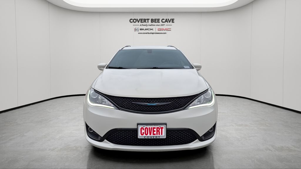 Used Car 2020 Chrysler Pacifica Hybrid  Limited For Sale Under $30,000 In Austin, Texas