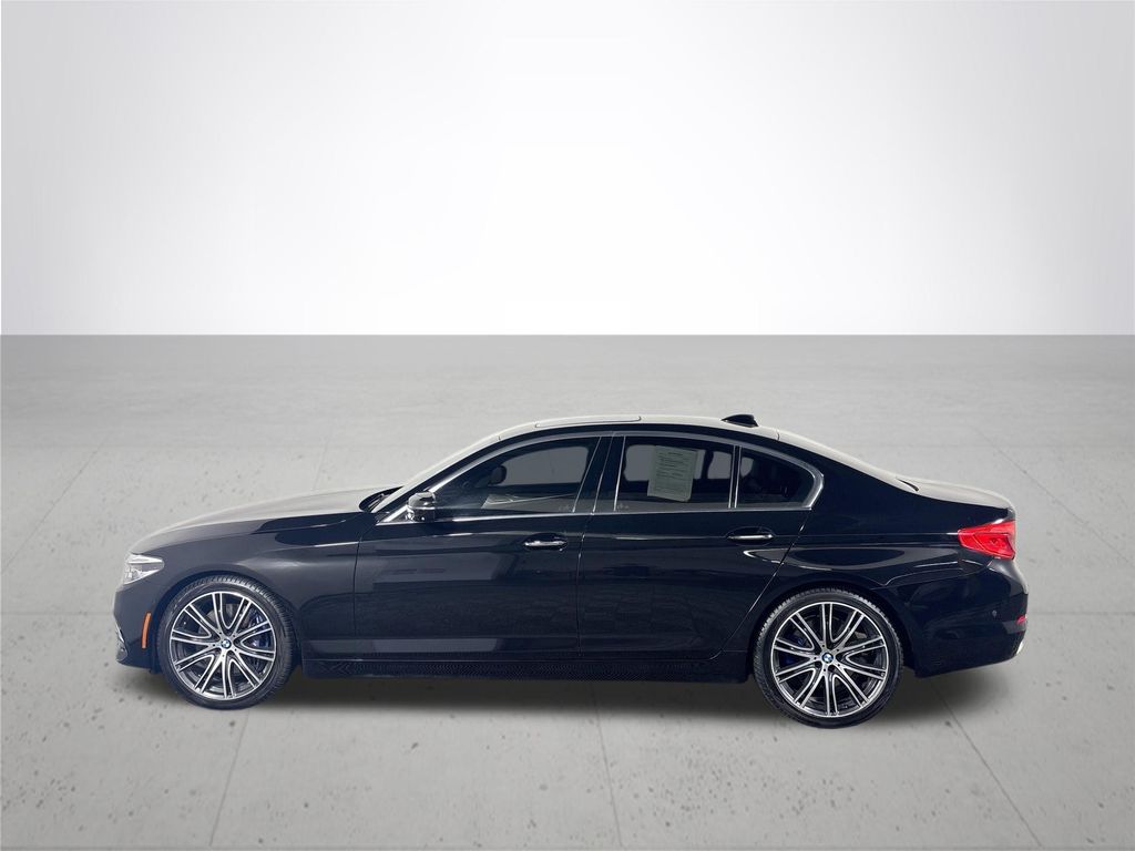 2017 BMW 5 Series 540i