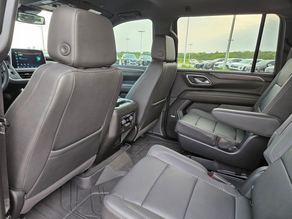 Used 2024 Chevrolet Suburban SUV
