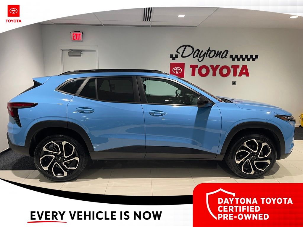 Used 2024 Chevrolet Trax SUV