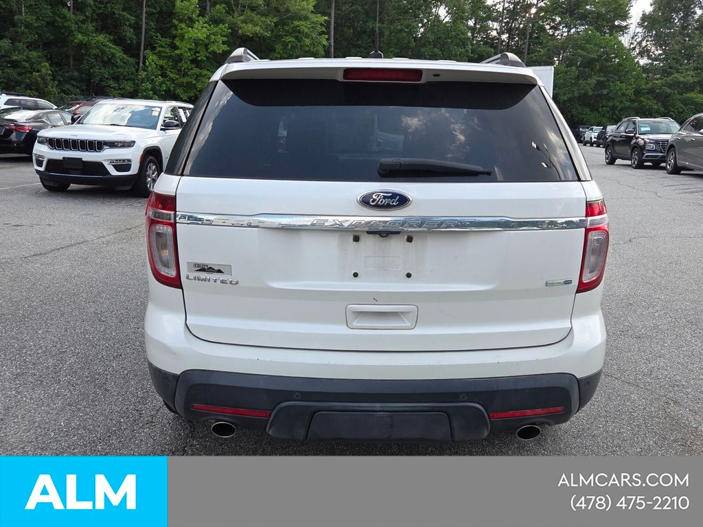 Used 2015 White Ford Limited image 14