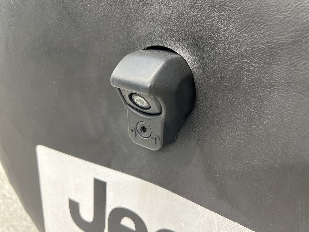 2025 Jeep Wrangler Sport S - 6