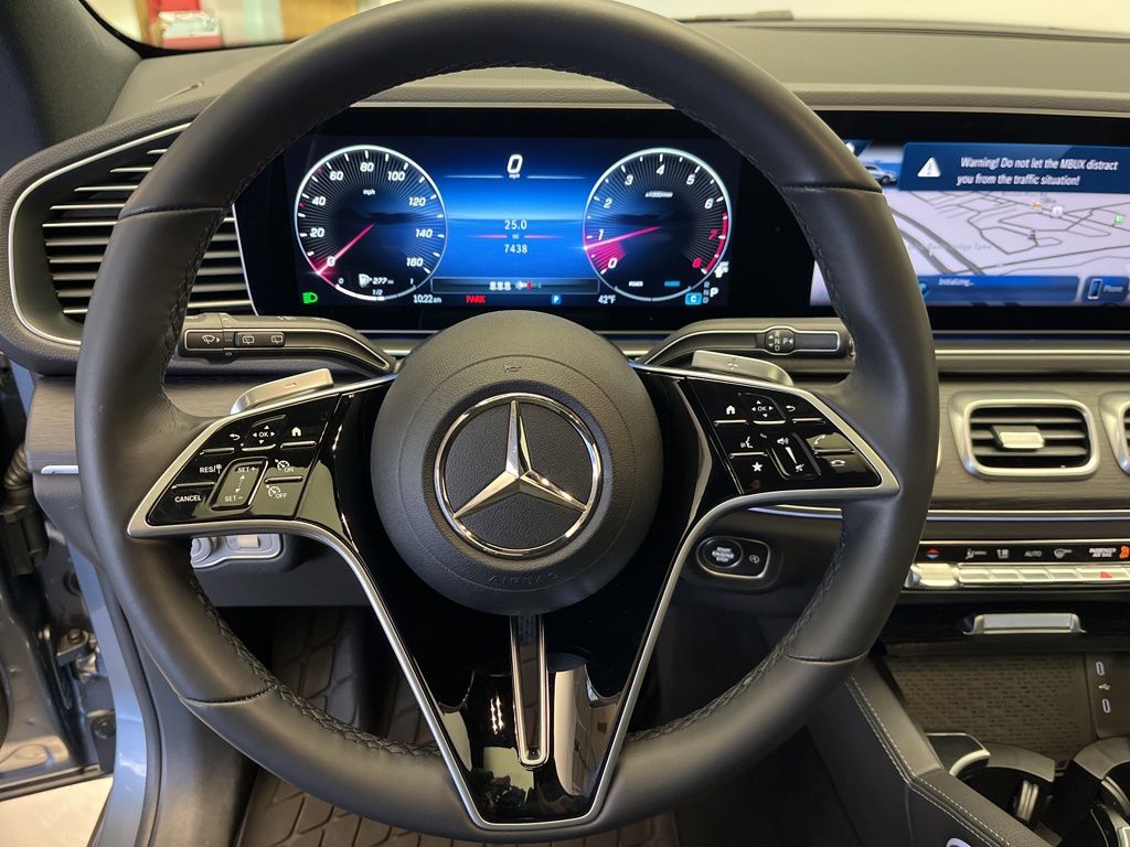 Thumbnail: 2025 Mercedes-Benz GLE - 14