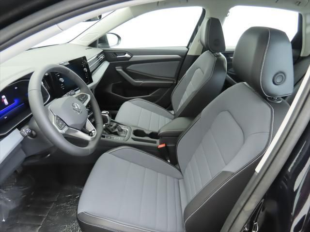 Thumbnail: 2026 Volkswagen Jetta - 17