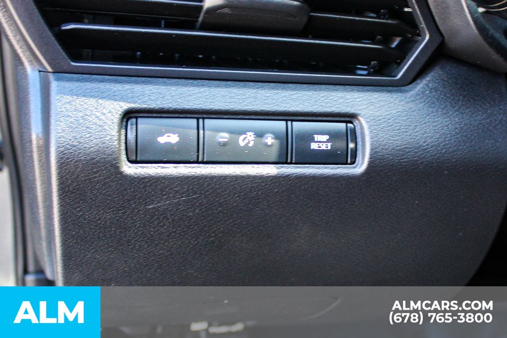 Used 2025 Gray Nissan 2.5 SV image 27
