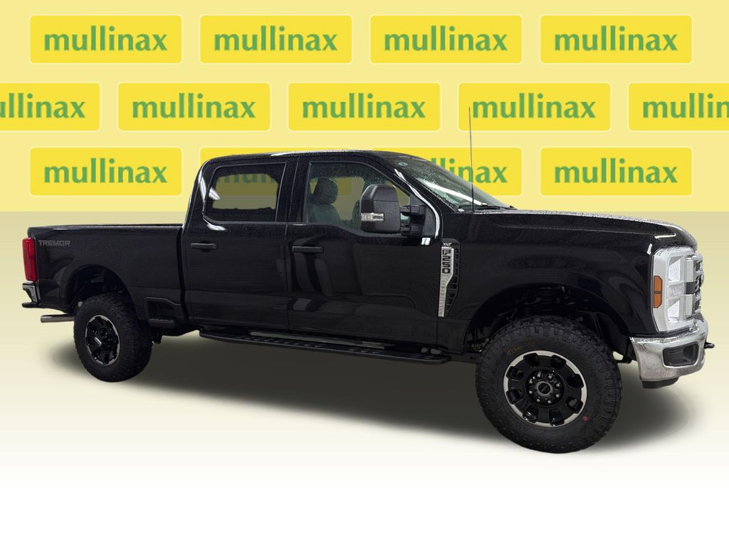 New 2026 Black Ford XLT image 2