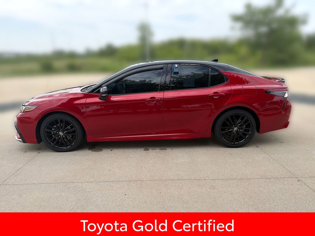 Supersonic Red/Midnight Black Metallic 2024 Toyota Camry Sedan Front-Wheel Drive 8-Speed Automatic