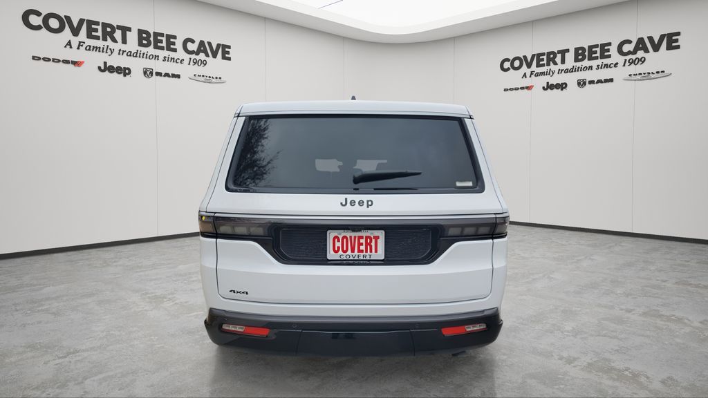 New 2026 White Jeep  image 8