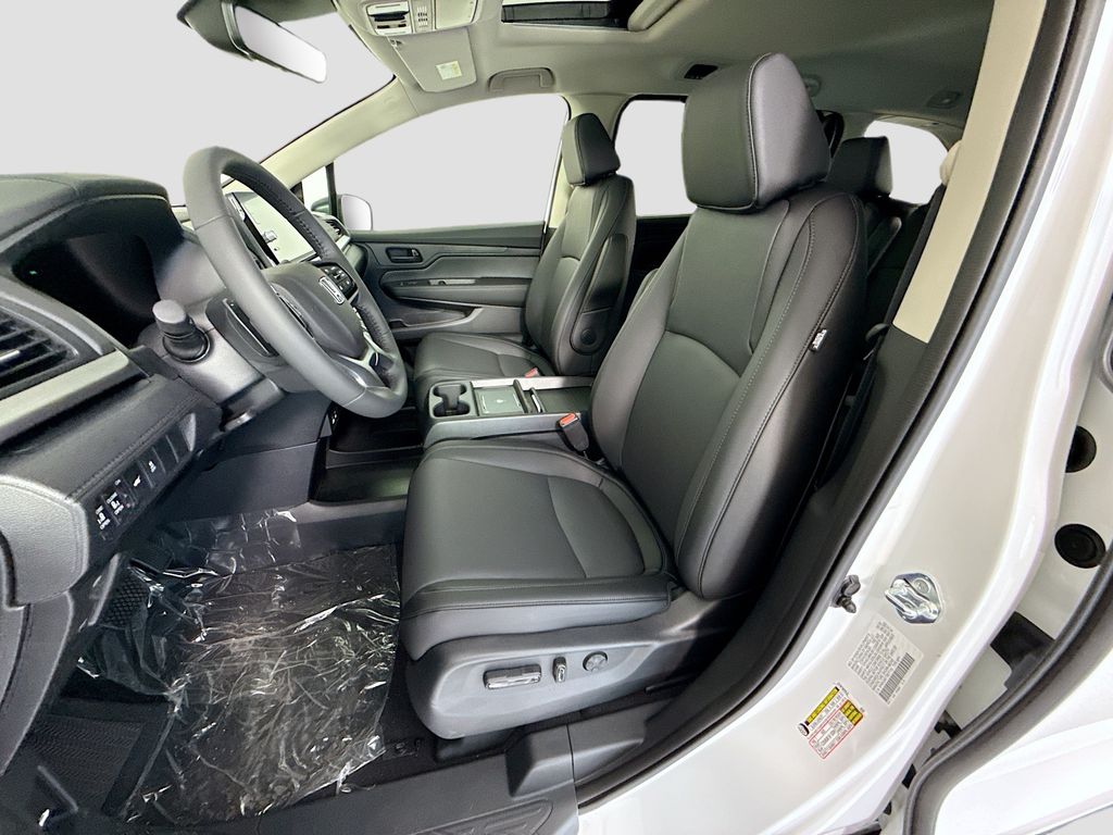 Thumbnail: 2026 Honda Odyssey - 19