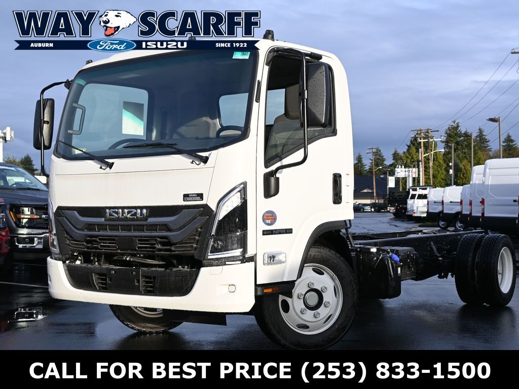 2025 Isuzu NPR XD 