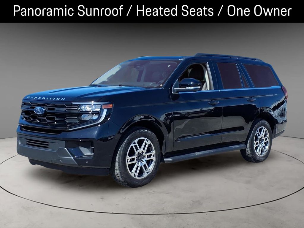 Black Metallic 2025 Ford Expedition Active 4WD SUV / Crossover Four-Wheel Drive Automatic