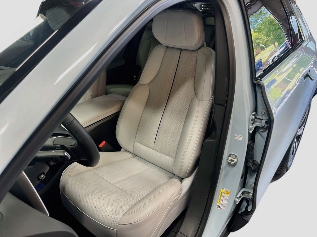 Used 2025 Nimbus Metallic Cadillac Sport image 19