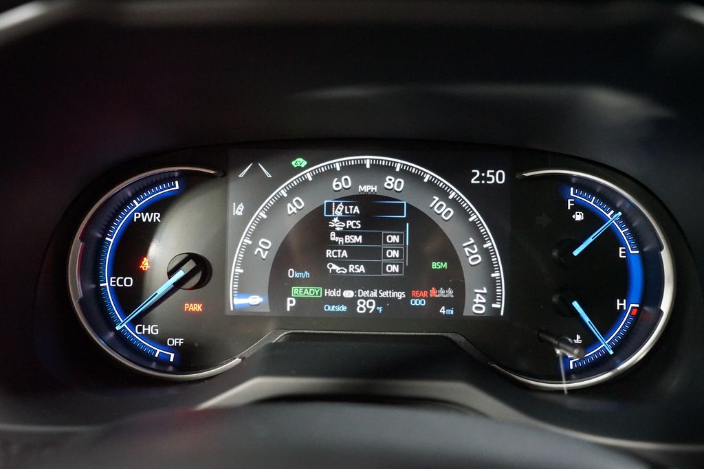Thumbnail: 2025 Toyota RAV4 - 15