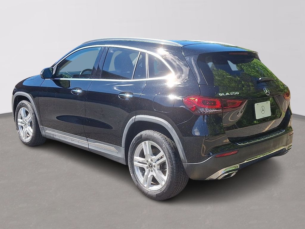 2021 Mercedes-Benz GLA 250 4MATIC 6