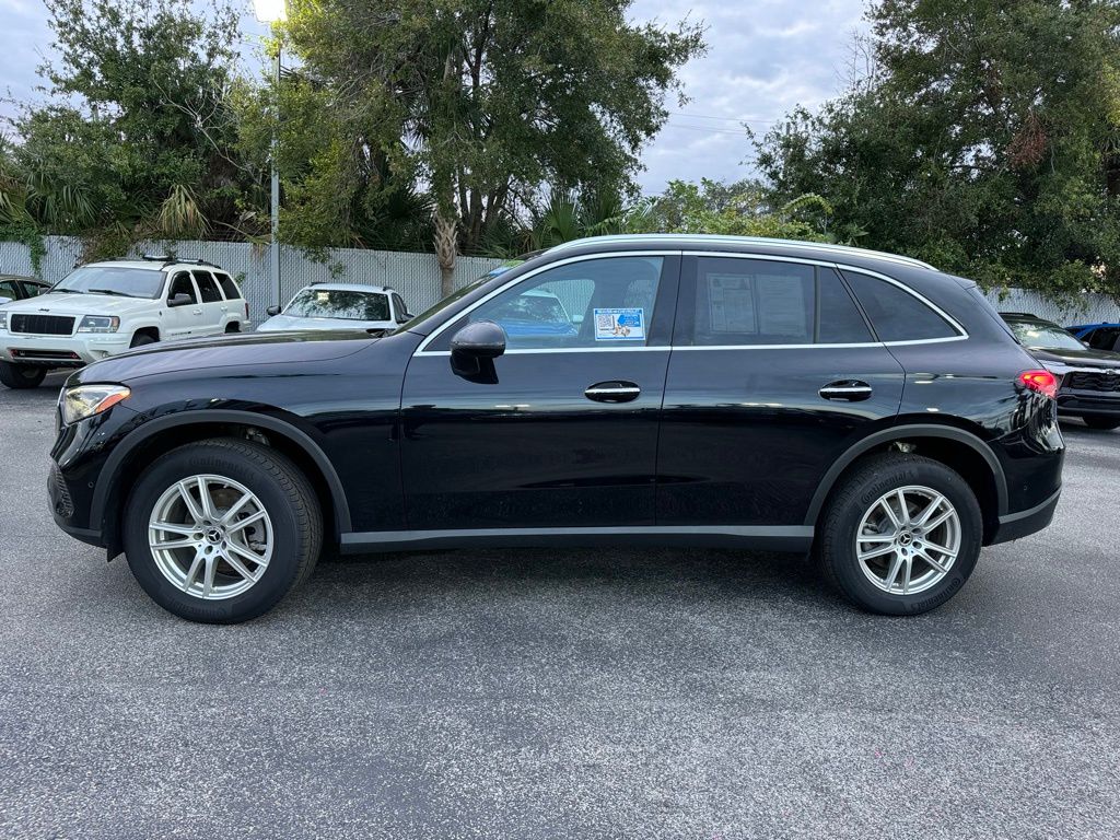 2023 Mercedes-Benz GLC GLC 300 5