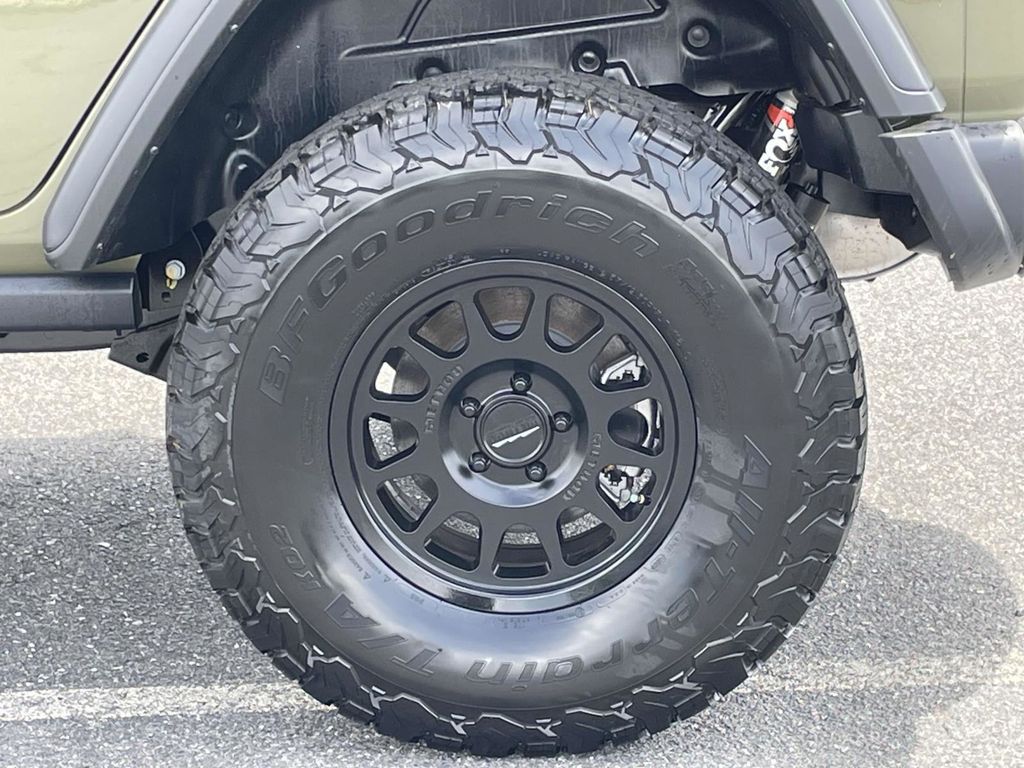 2025 Jeep Wrangler 4-Door Willys - Photo 12