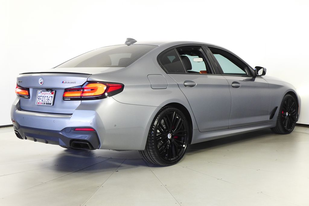 Thumbnail: 2023 BMW 5 Series - 7