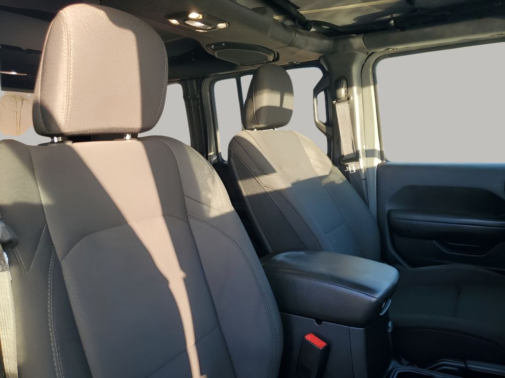 Used Car 2019 Jeep Wrangler  Unlimited Sport For Sale Under $25,000 In Austin, Texas