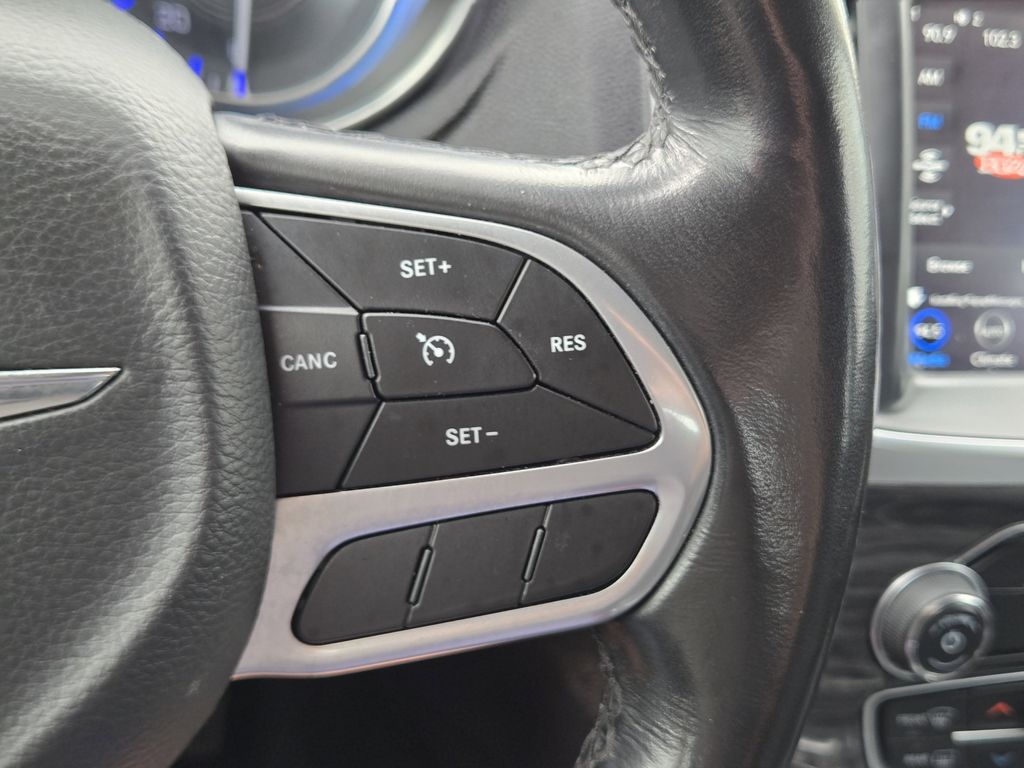 2021 Chrysler 300 Touring Gray at Texan Dodge Chrysler Jeep Ram