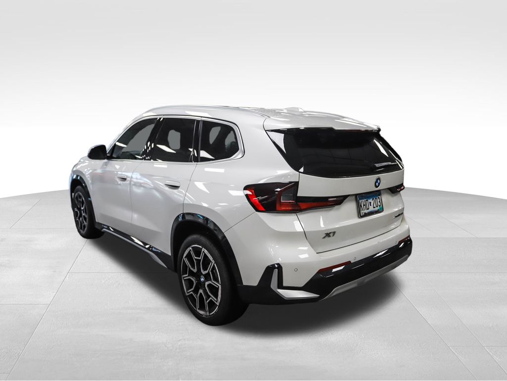 Thumbnail: 2023 BMW X1 - 3