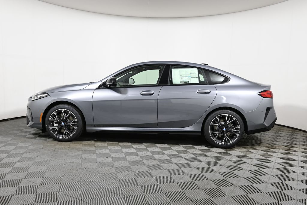 Thumbnail: 2026 BMW 2 Series - 2
