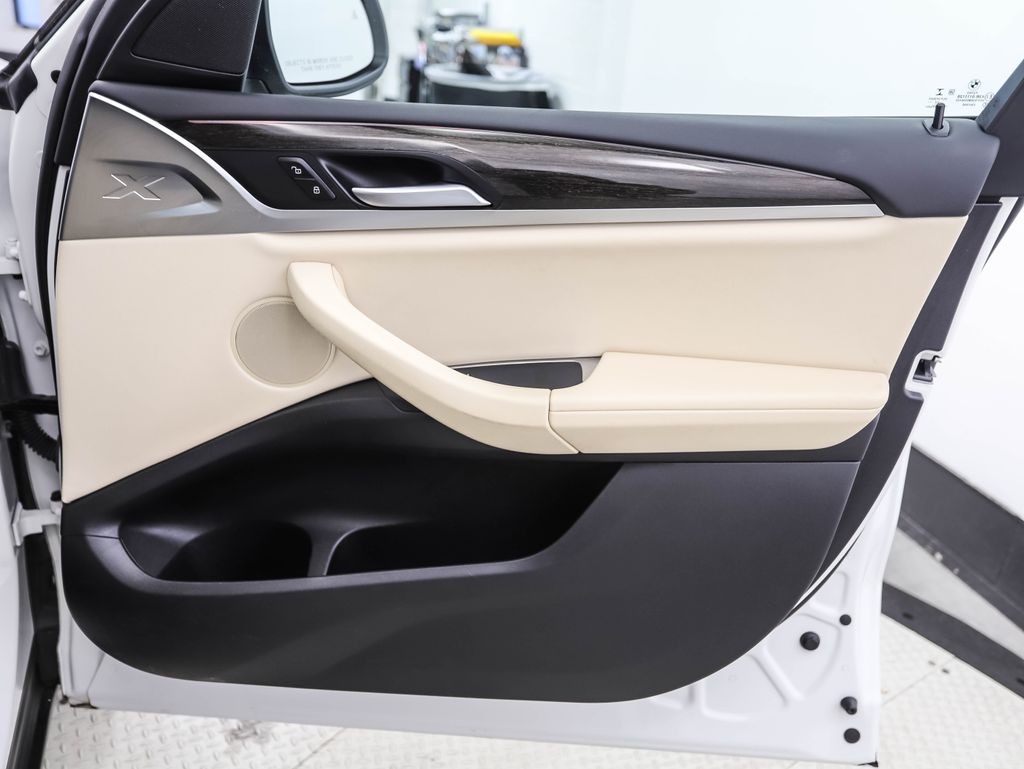 Thumbnail: 2023 BMW X3 - 29