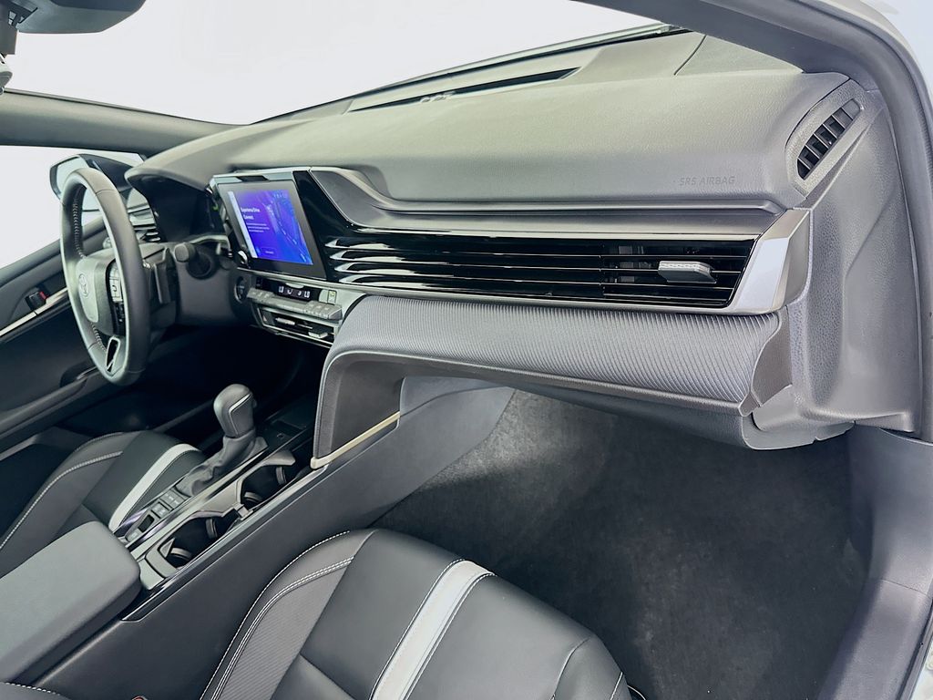 Thumbnail: 2025 Toyota Camry - 29
