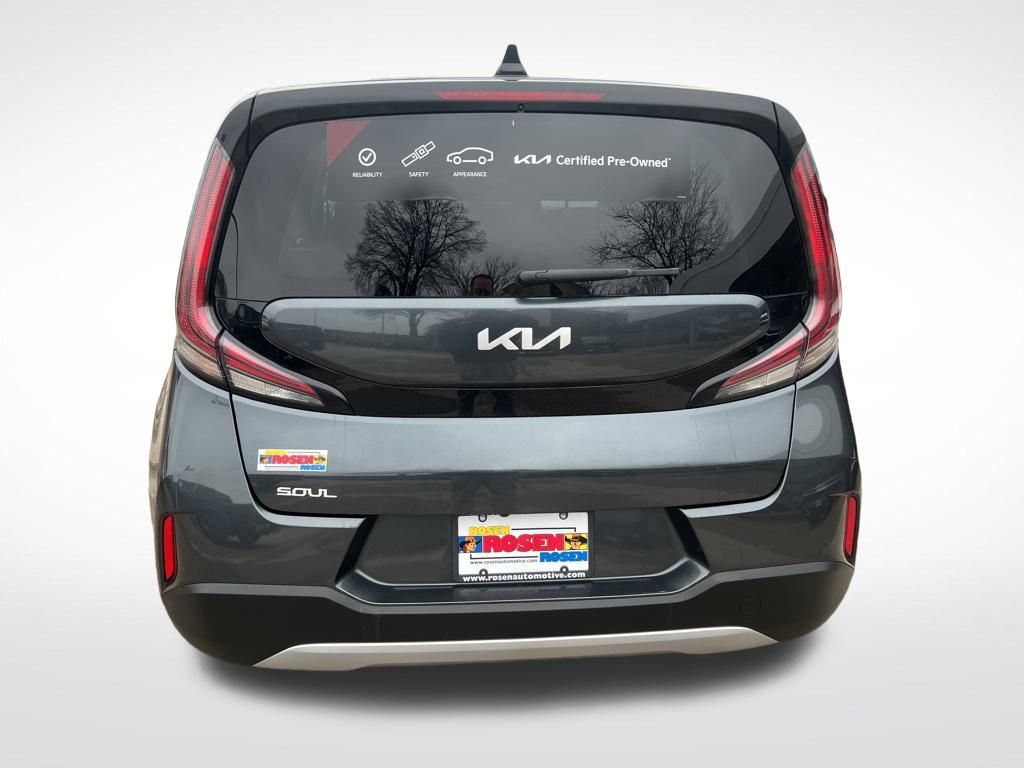 2023 Kia Soul LX photo