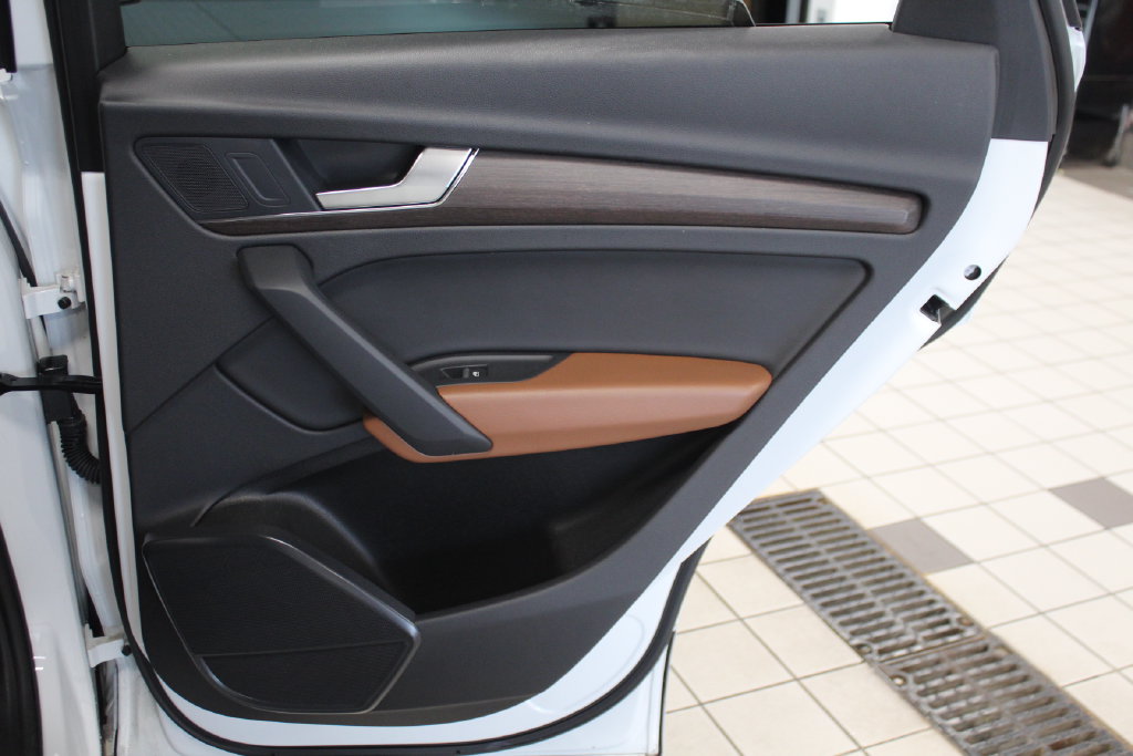 Thumbnail: 2024 Audi Q5 - 29