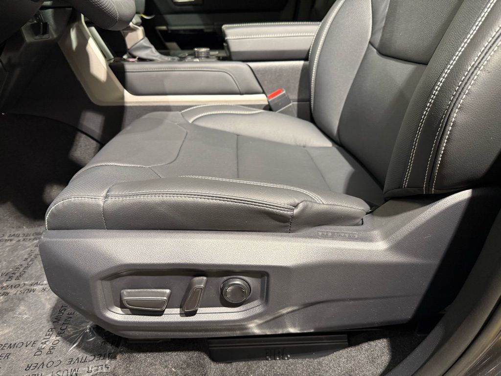 Thumbnail: 2026 Toyota Tundra - 13