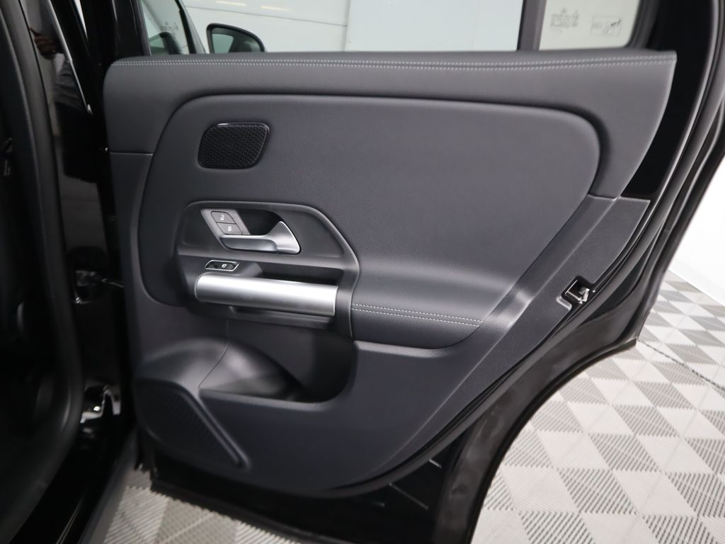 Thumbnail: 2025 Mercedes-Benz GLA - 29