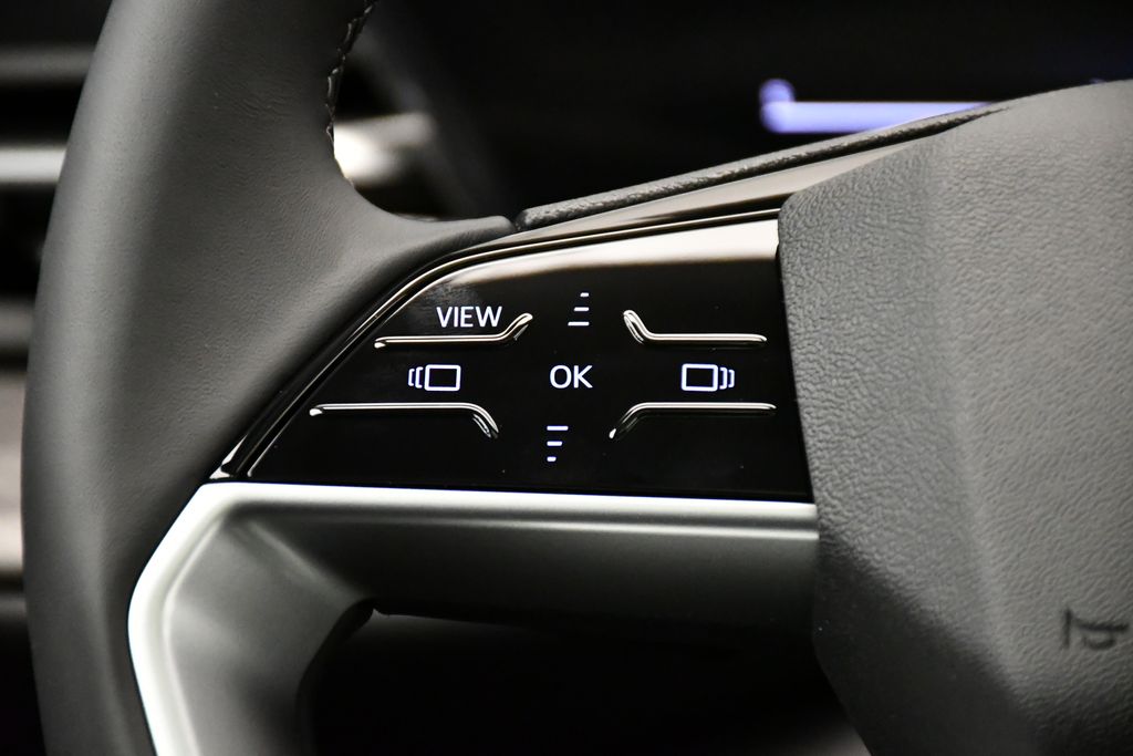 Thumbnail: 2025 Audi Q5 - 21