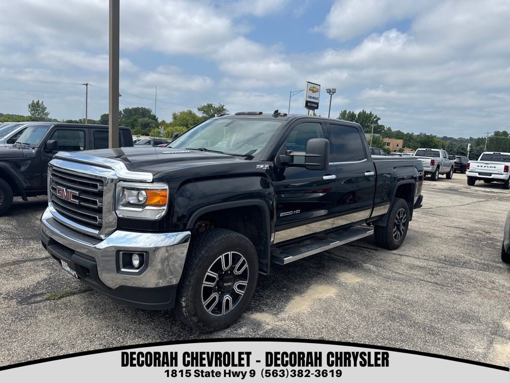 Onyx Black 2015 GMC Sierra 2500HD Pickup Truck Four-Wheel Drive 6-Speed Automatic