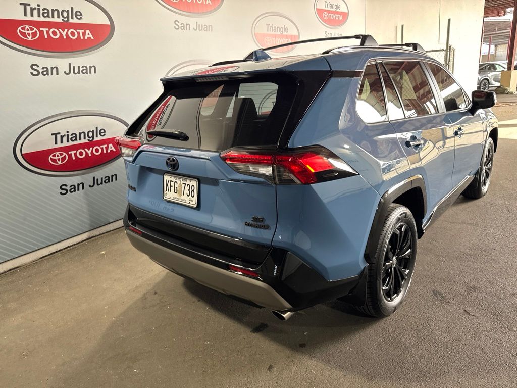 Thumbnail: 2023 Toyota RAV4 - 21