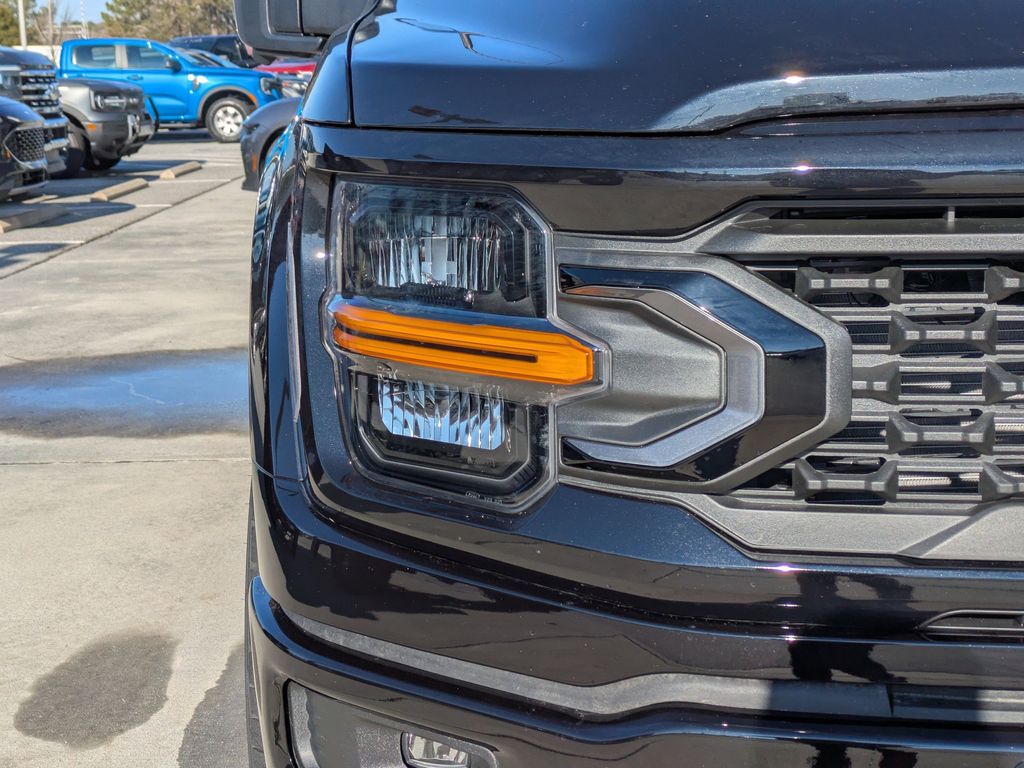 2026 Ford F-150 Black Widow