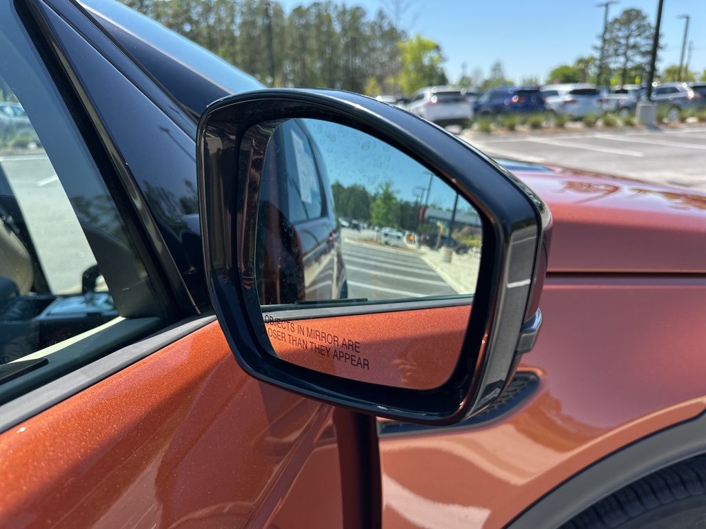 2022 Namib Orange Premium Metallic Land Rover Discovery Sport S 4X4 SUV