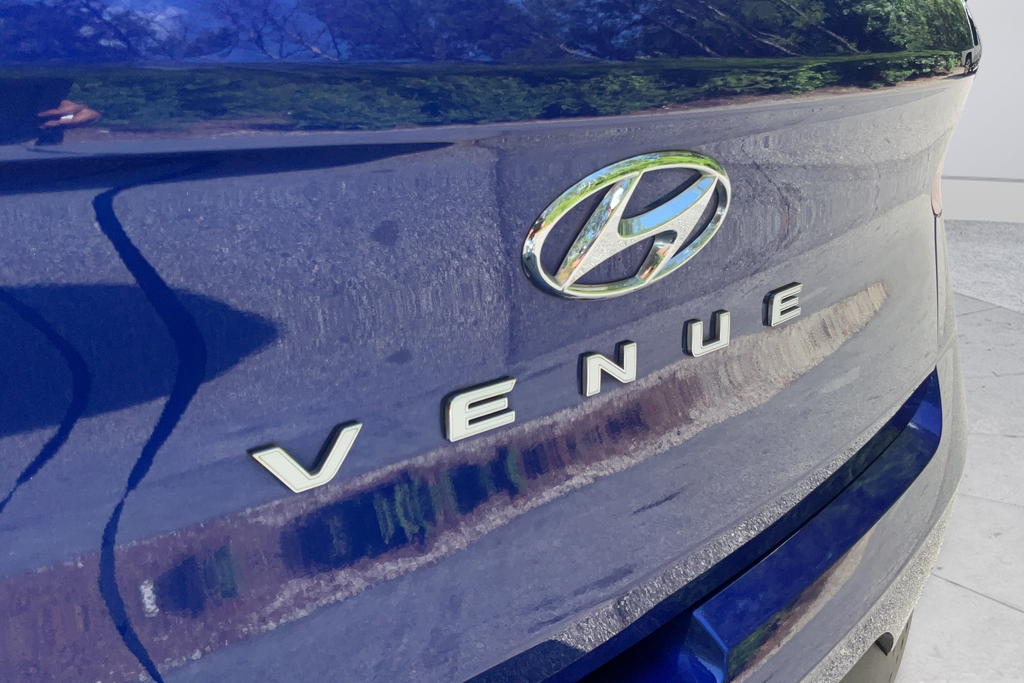 Used 2025 Hyundai Venue SEL 4D Sport Utility