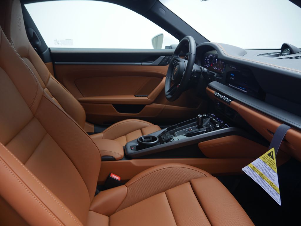 Thumbnail: 2026 Porsche 911 - 21