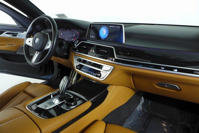 2022 BMW 7 Series 750i xDrive 13