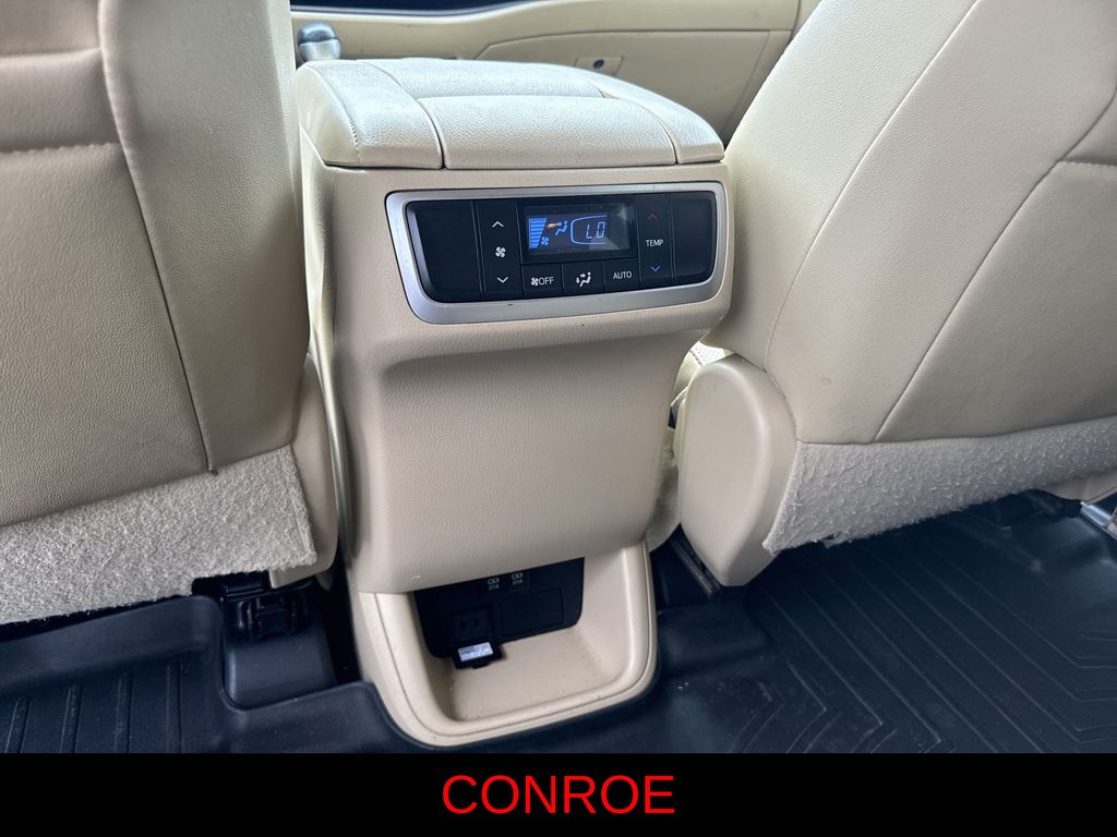 2018 Toyota Highlander Limited White at Classic Chevrolet Galveston