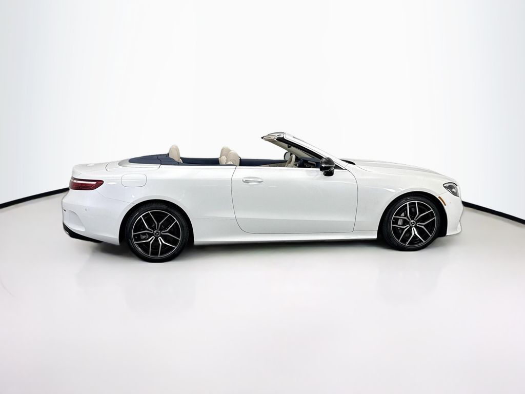 Thumbnail: 2023 Mercedes-Benz E-Class - 4