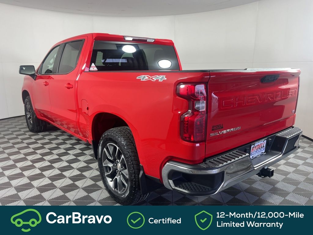 View vehicle photo 7